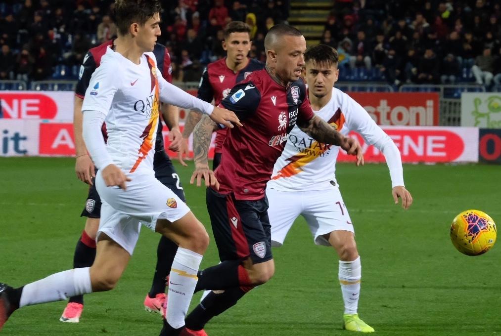 Mercato, la Fiorentina si fa avanti con l’Inter per Nainggolan