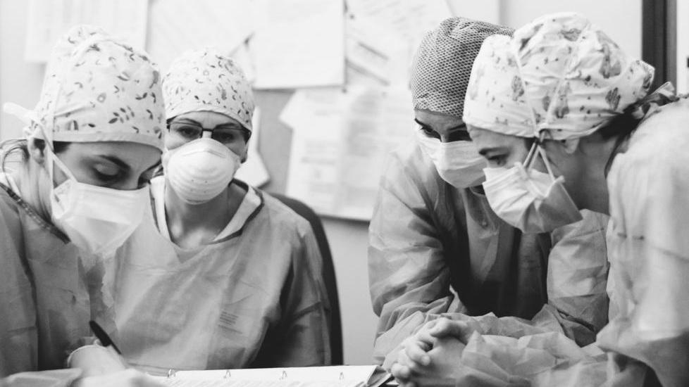 Carpi I ritratti in corsia di Vanessa «I nostri occhi raccontano l’emergenza»