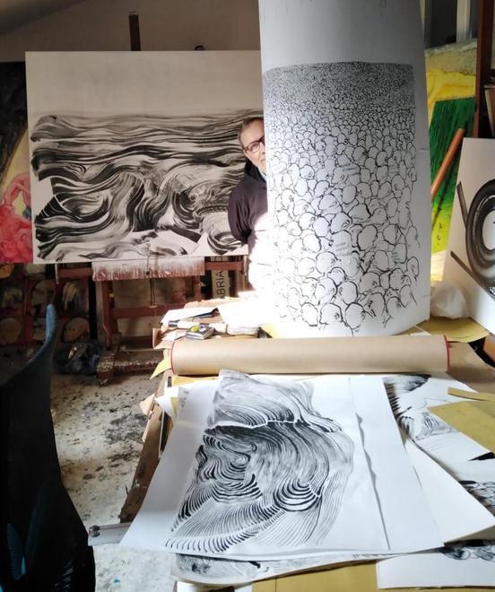 Vignola. Luca Leonelli: «È nei momenti di crisi che si vede quanto vali e l’artista diventa creativo» 