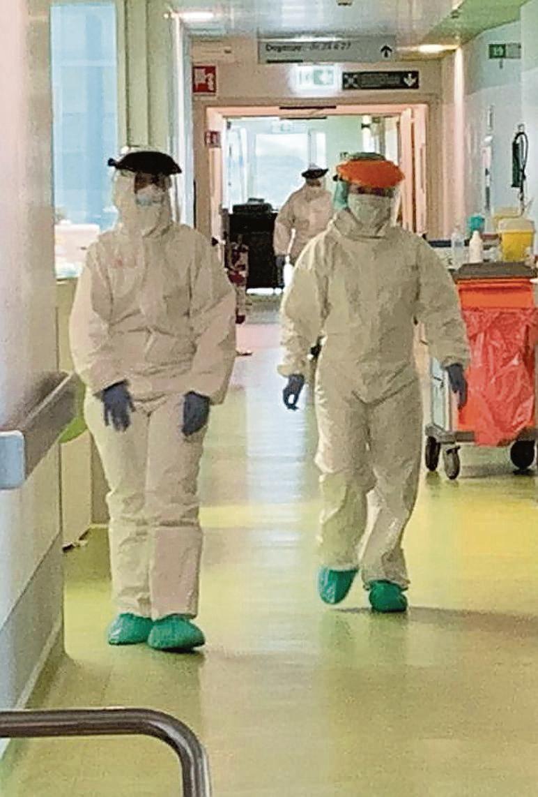 Personale sanitario in area Covid al Misericordia di Grosseto