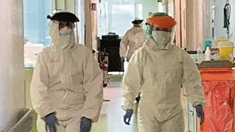 Personale sanitario in area Covid al Misericordia di Grosseto