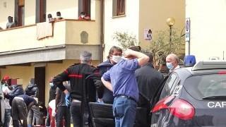 Lite tra migranti a Vicofaro: due all’ospedale