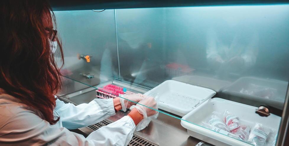 La beffa del test sierologico ai lavoratori: chiamano in centinaia ma mancano i kit 