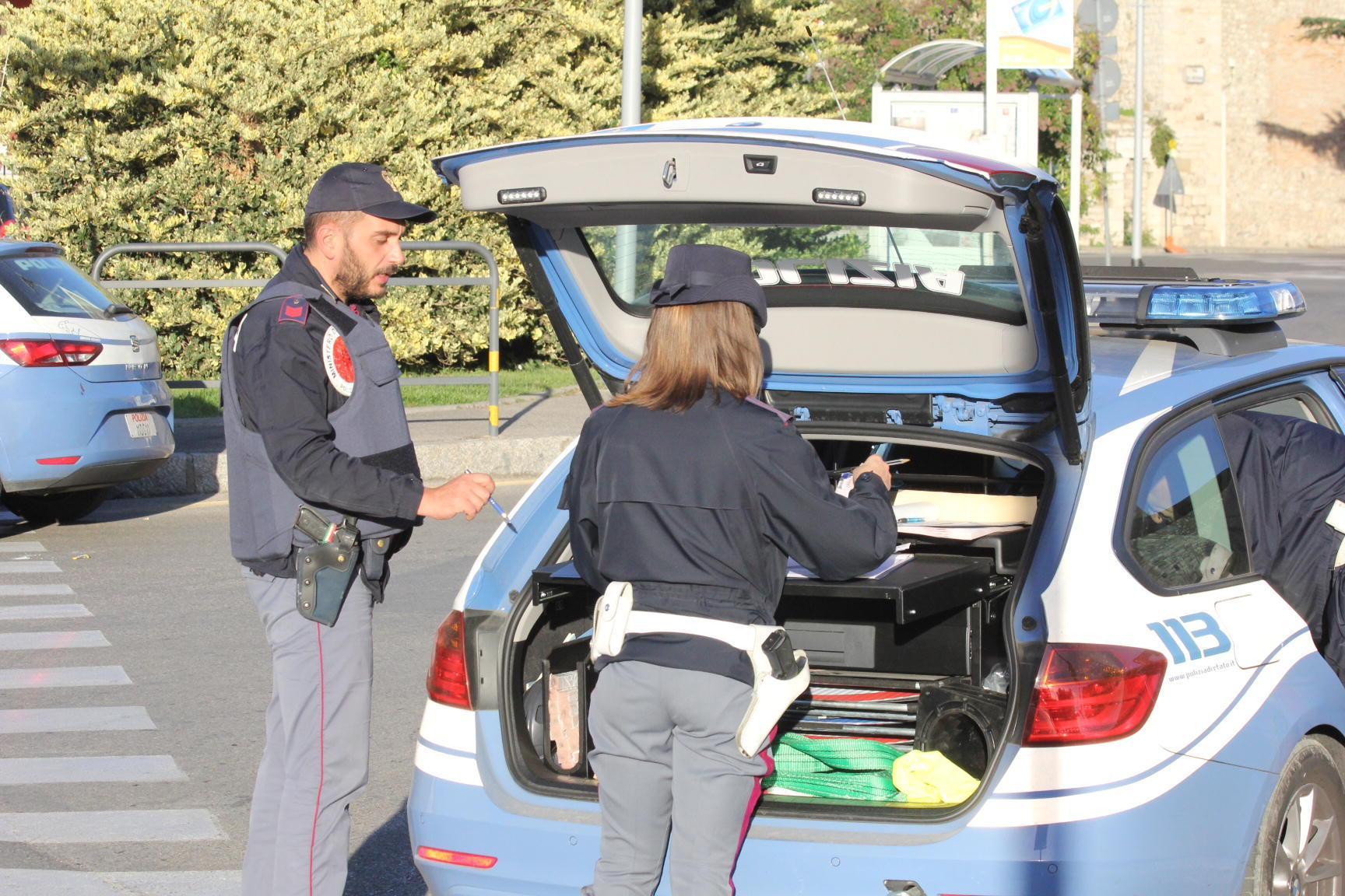 Controlli della polizia stradale (archivio)