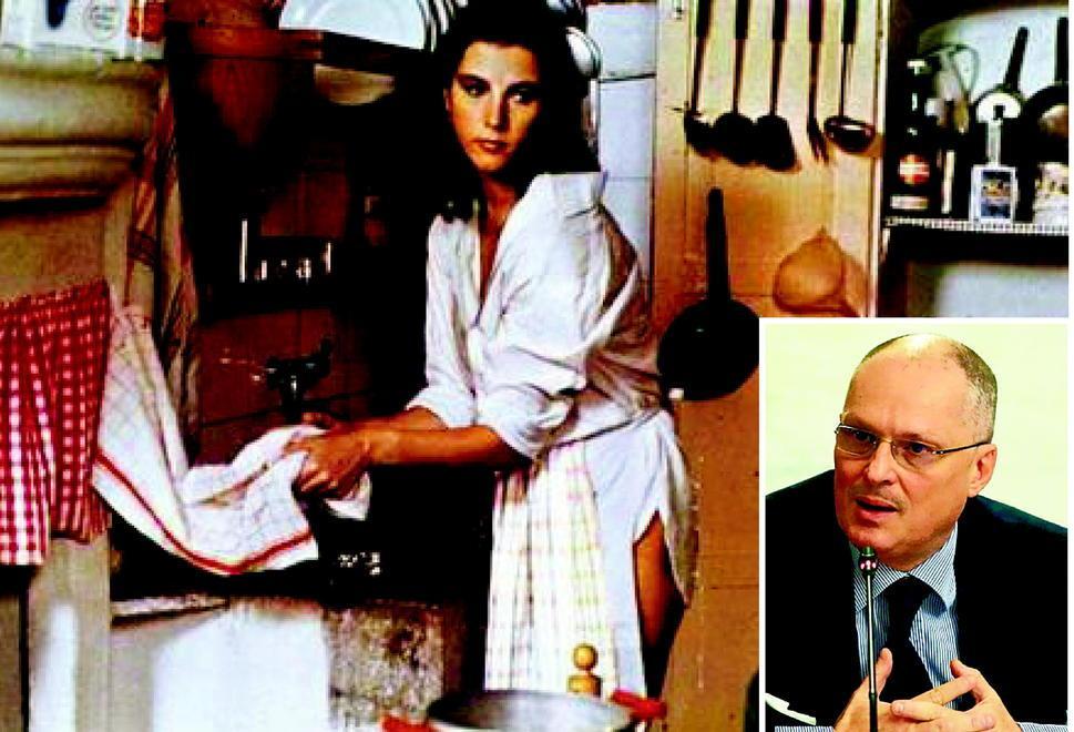 Nella foto grande Stefania Sandrelli nel film in cui ha recitato con Walter Ricciardi (nel riquadro)