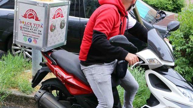 Rubato e poi ritrovato lo scooter della pizzeria