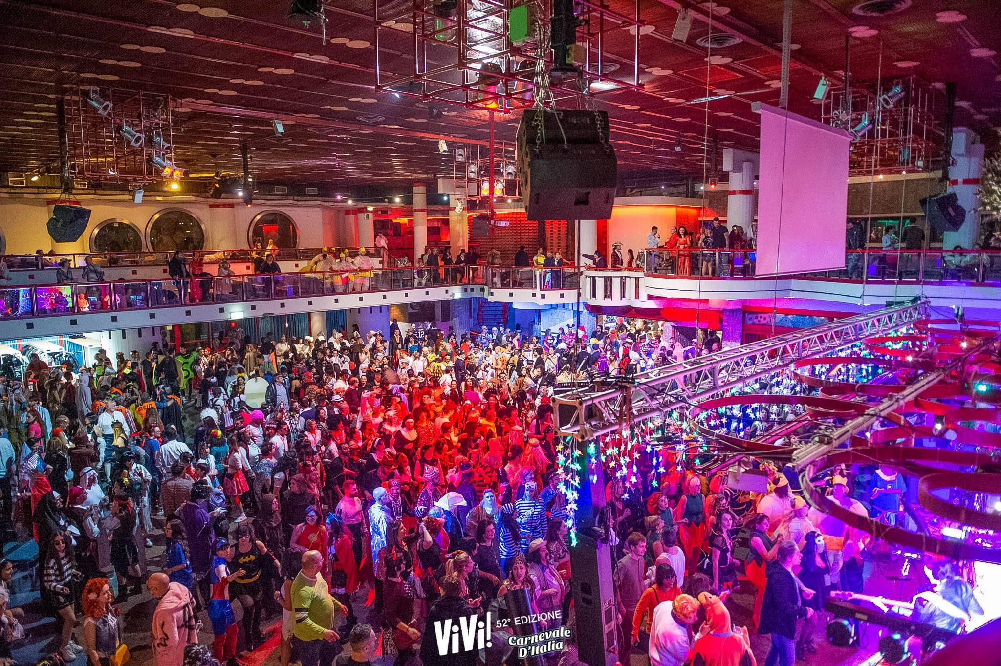 In discoteca si balla il requiem: "Rischiamo di non riaprire più"