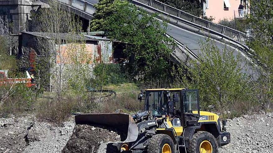 Ponte crollato, il Pd sicuro: Rossi commissario. Ma la nomina ancora non c’è