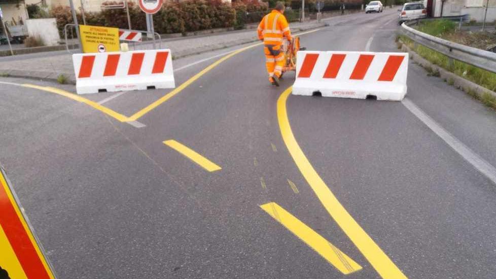 «In via Lucchese siamo assediati dal traffico»
