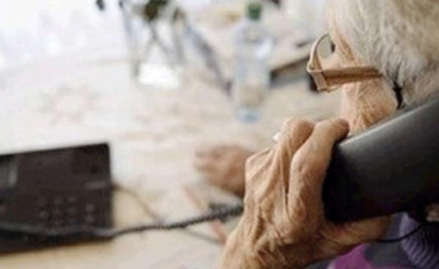 Anche a Siniscola le fate che “adottano” i nonni al telefono 