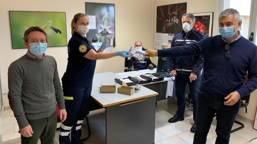Donati due termoscanner
