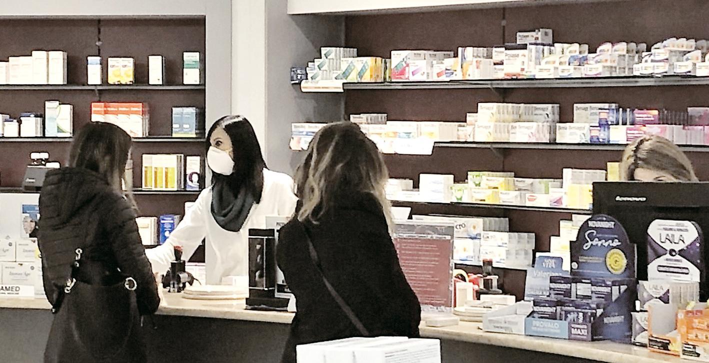 Sassari, il presidente dell'ordine dei farmacisti: «Mascherine, il prezzo viene deciso dal mercato» 