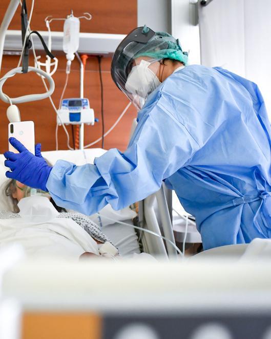Undici giorni d’attesa per l’esito del tampone: l’odissea del paziente centese da un ospedale all’altro 