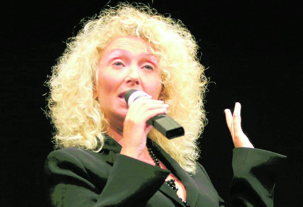 La quarantena di Rossana Casale: «La mia nuova vita da viareggina» 