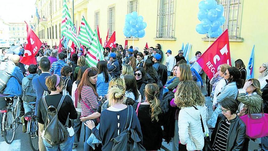 La persona al centro delle nostre scelte Lanciamo subito un Patto di Comunità