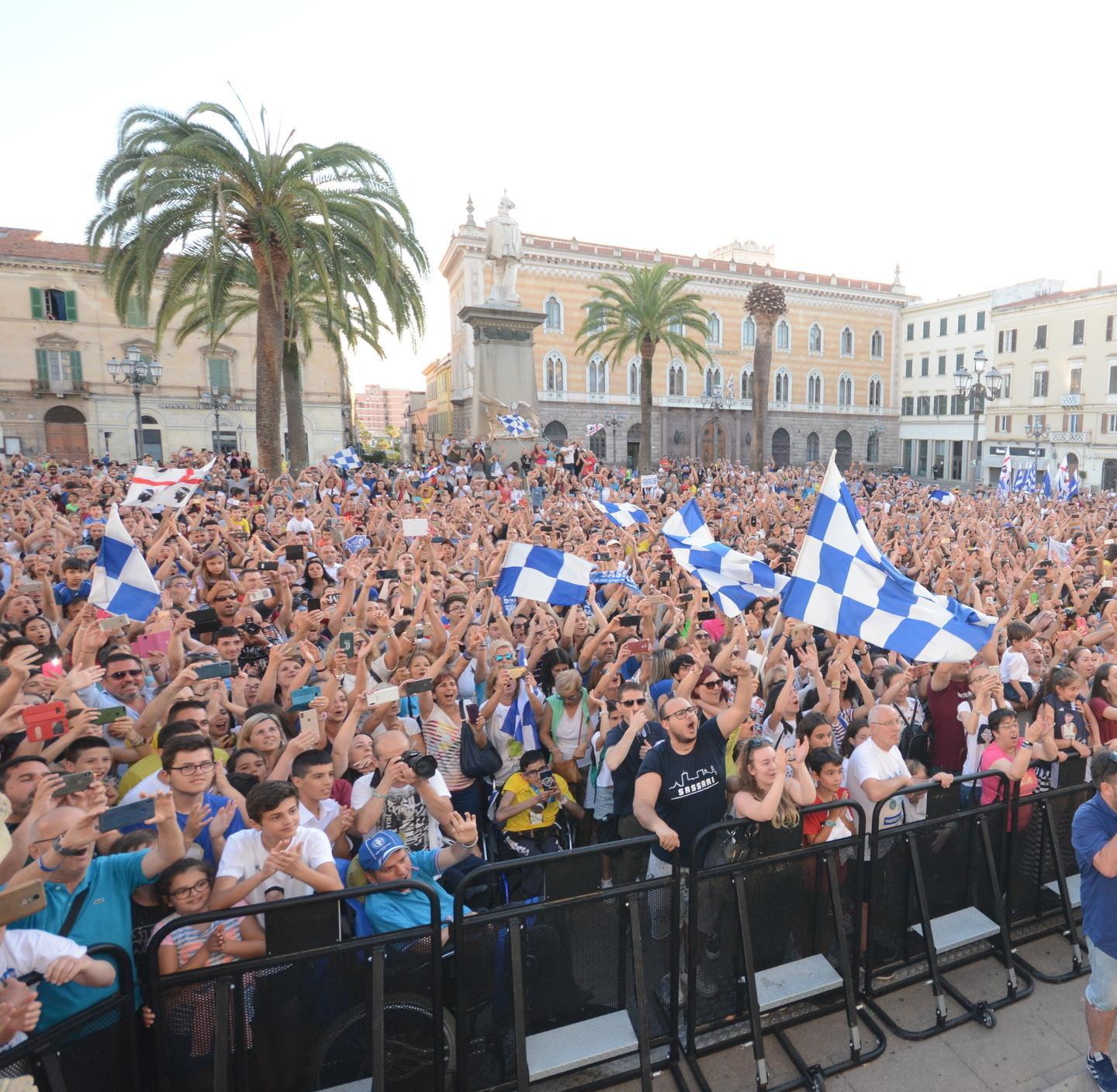 A zent’anni, Dinamo è la festa di un popolo 