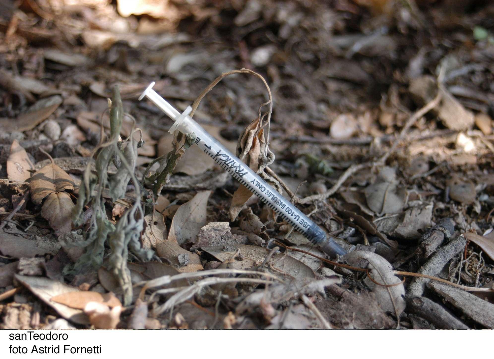 Droga introvabile e isolamento nelle case, decine di nuovi giovani pazienti al Serd 