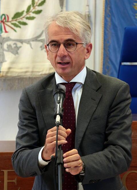 Ferri con le imprese «Riaprire il 27 per il marmo è la cosa giusta» 