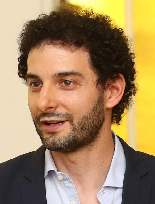 Maresca invoca l’unità: dibattito senza più voti