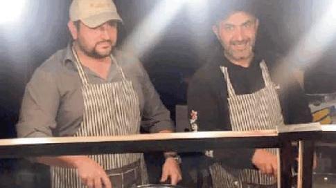 Riccardo Neri (a destra) con un collega