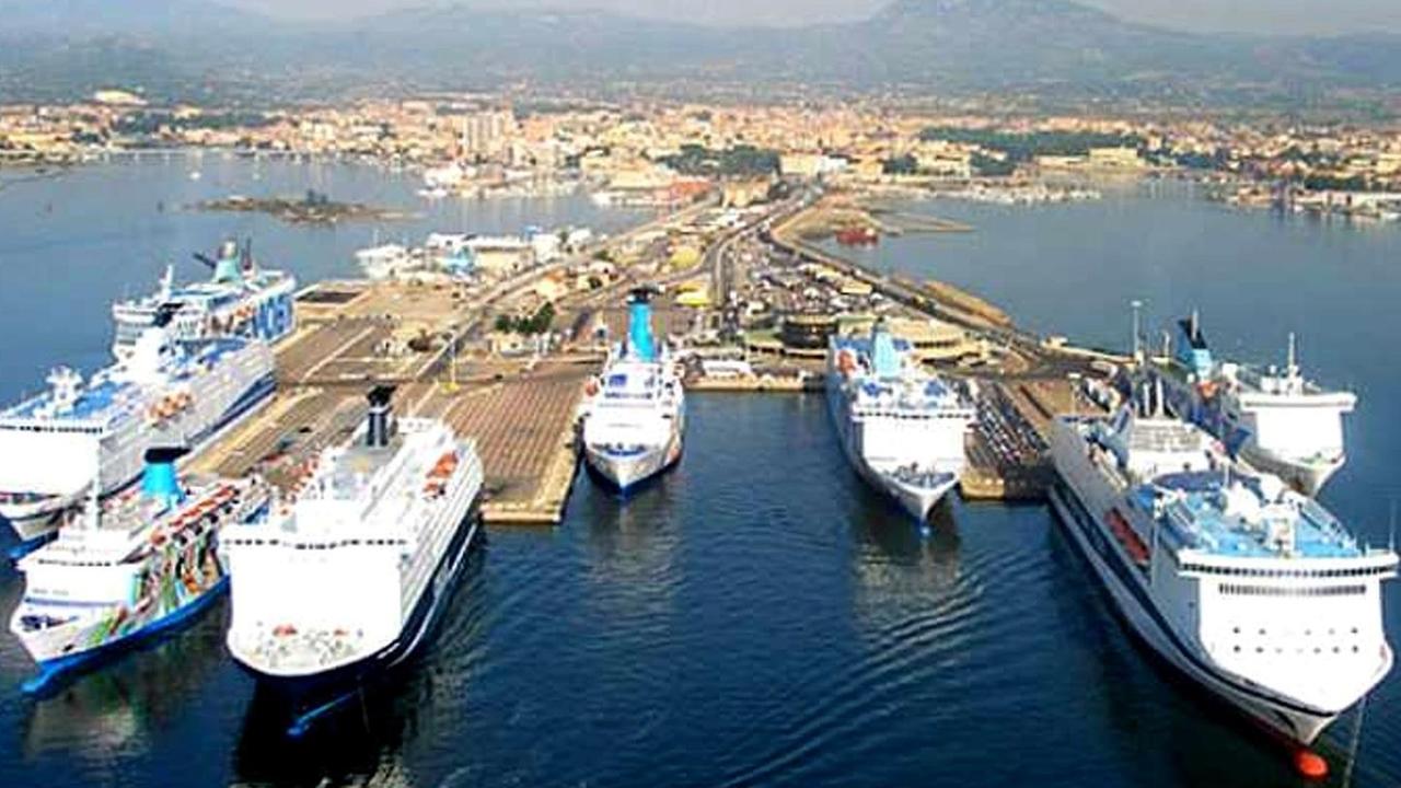 Raccolta dei rifiuti sulle navi, il servizio procede