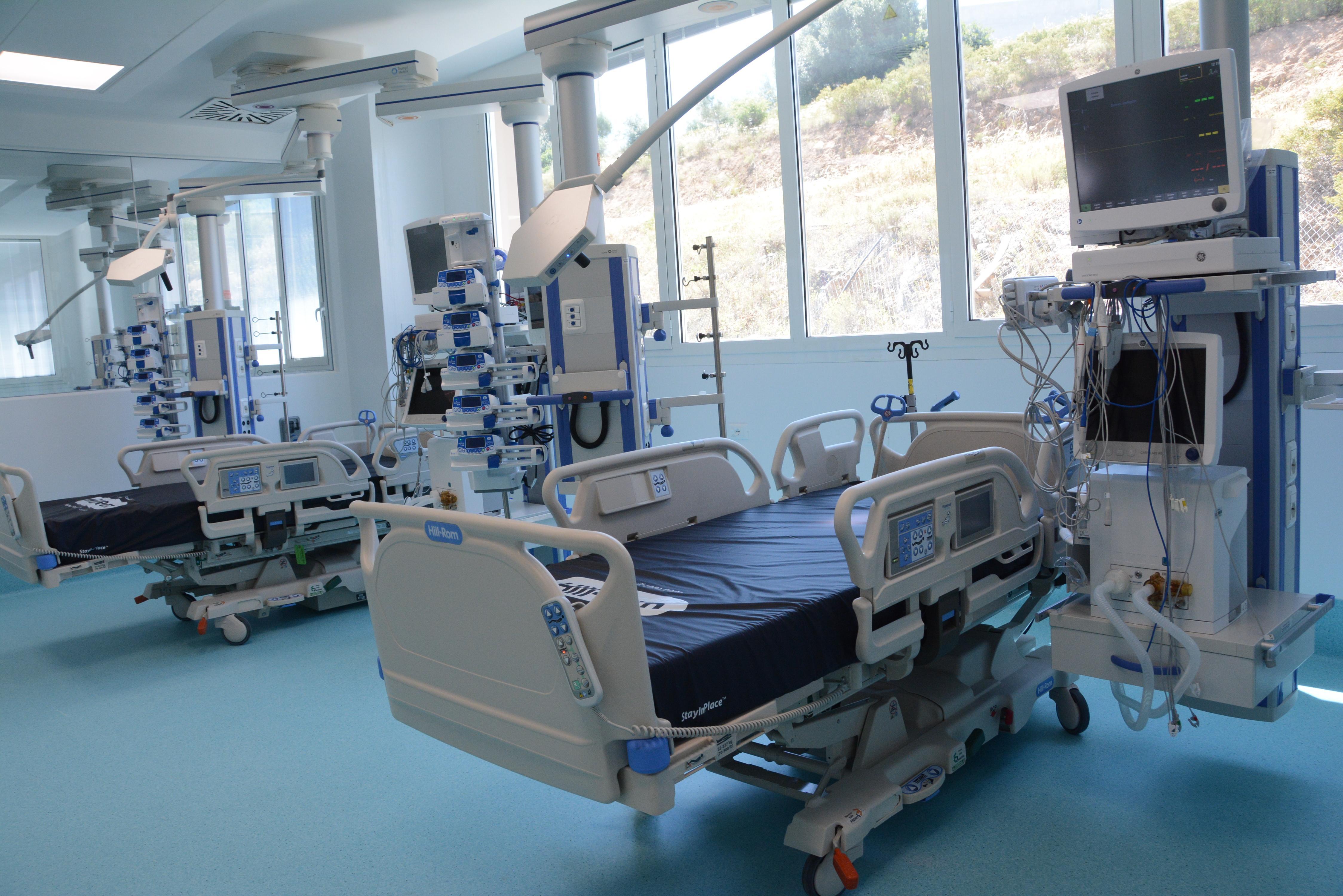 Olbia, l'emergenza si è attenuata: stop ricoveri Covid al Mater