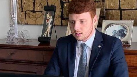 Laurea online per Gabriele: «Strano ma anche soddisfacente»