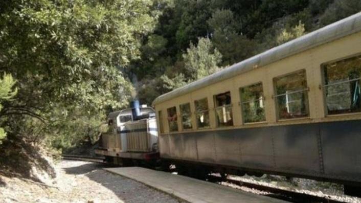 «Trenino verde, o riparte o per tanti sarà il tracollo»