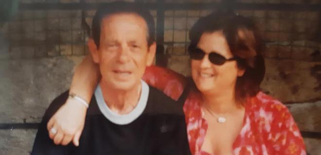 Coronavirus, il dolore di una figlia: «Per mio padre né un fiore né una messa» 
