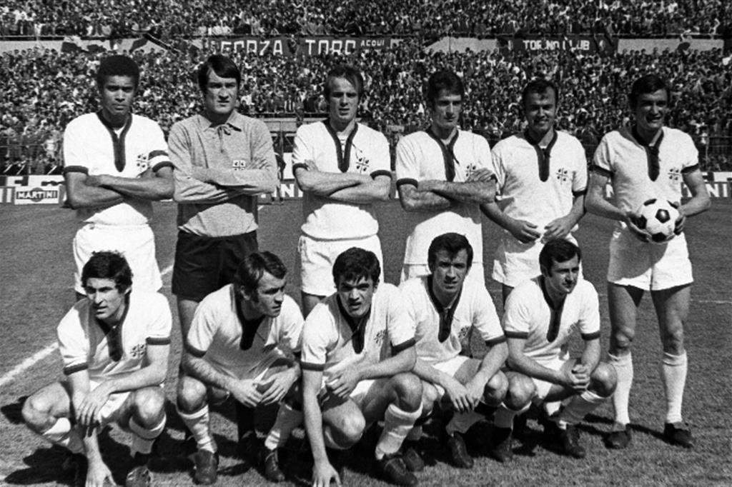 La squadra schierata da Scopigno il 26 aprile del 1970
