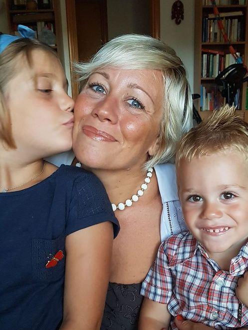 La psicologa Valentina Bezzi con i suoi due figli