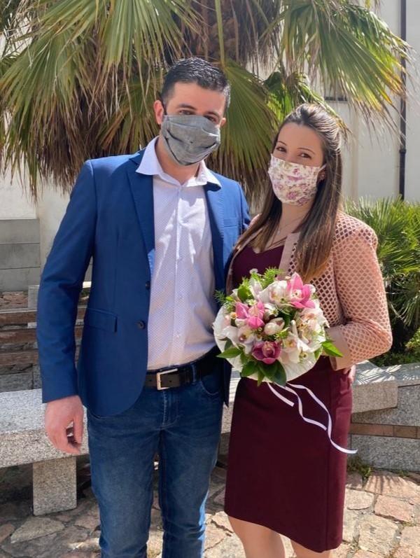 Tertenia, matrimonio con mascherina 