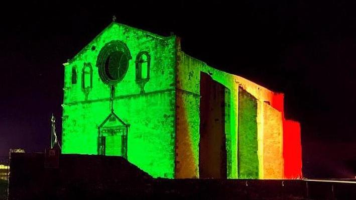 Il tricolore illumina San Bachisio