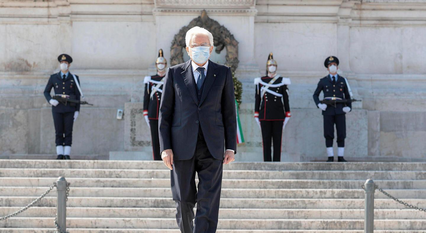 È anche la festa della Ripartenza Mattarella: «Energia per il Paese» 