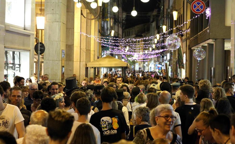 Sale il grido d’allarme dei commercianti empolesi: «Riconsegniamo le chiavi dei negozi» 