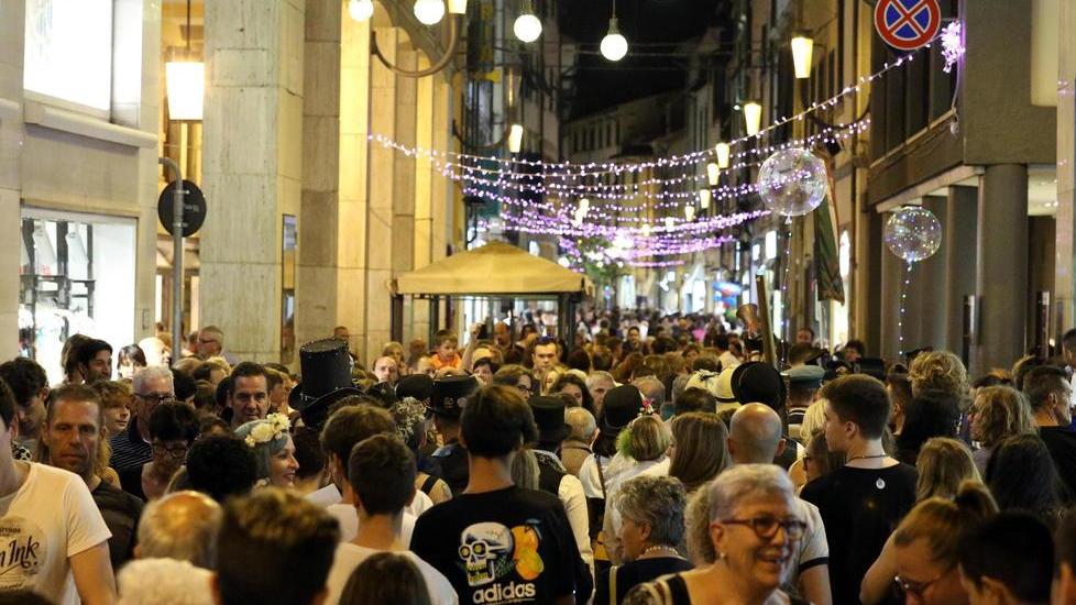 Sale il grido d’allarme dei commercianti empolesi: «Riconsegniamo le chiavi dei negozi»
