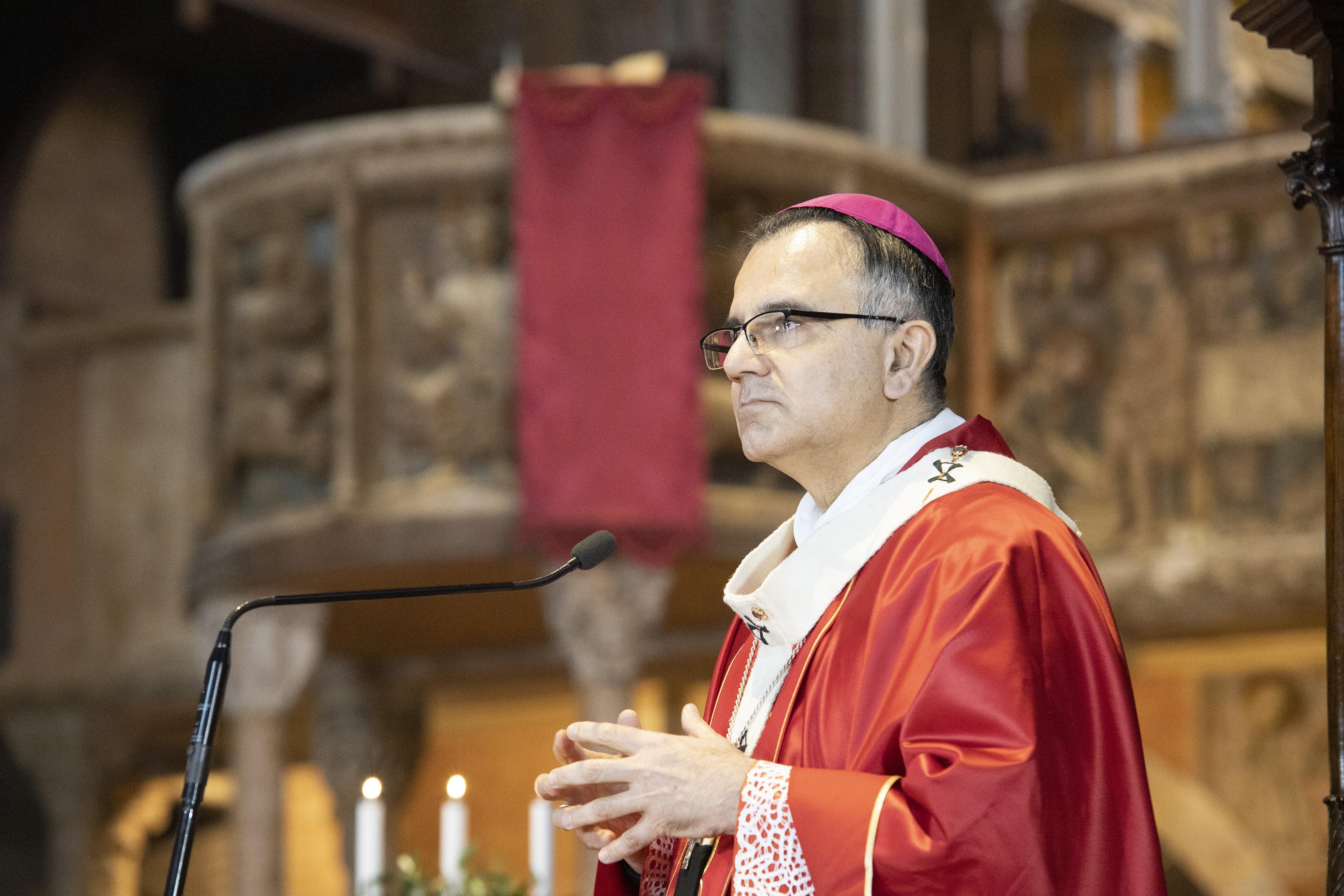 Ancora niente messe. Lettera del vescovo di Modena e Carpi Castellucci ai sindaci: "La Fase 2 consideri anche i beni spirituali delle persone" 