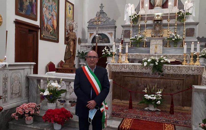 Alle finestre e su Fb per la Madonna 