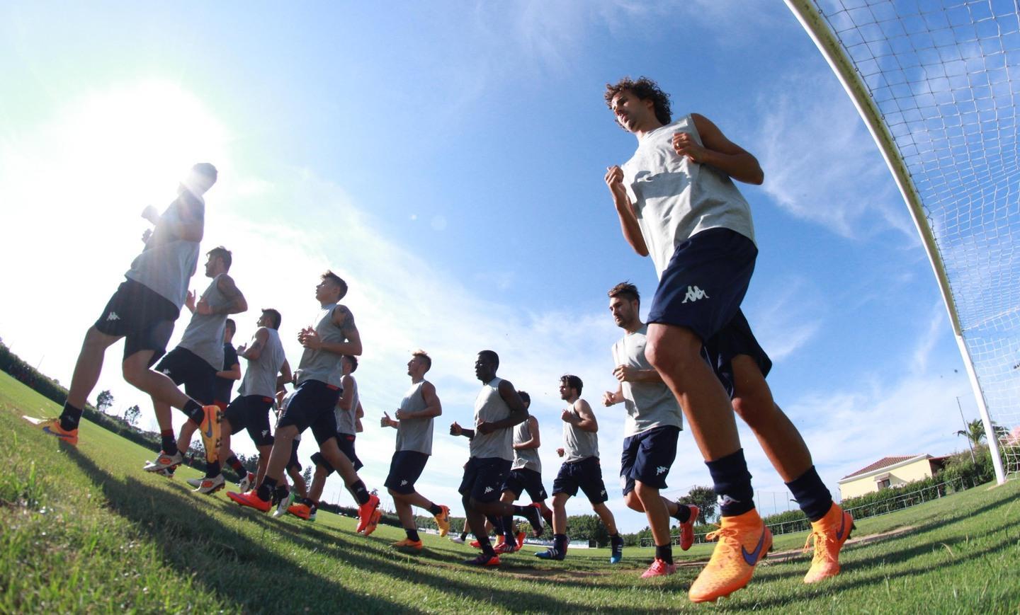 Calcio e basket, è un via a metà 