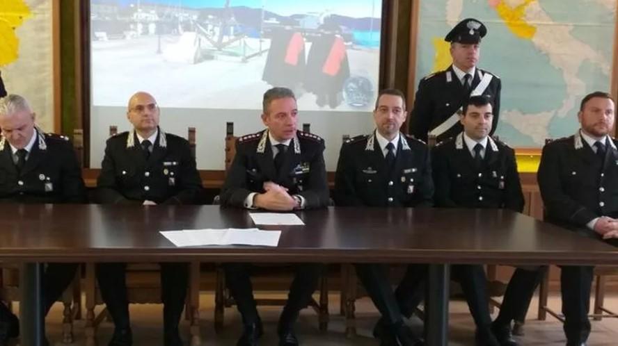 Da sinistra capitano Francesco Materiale, maggiore Michele Morelli, ten. colonnello Armando Ago, colonnello Massimiliano Sole, i maggiori Massimiliano Massarelli e Guglielmo Palazzetti, e il capitano Christian Bottacci