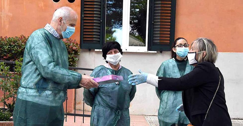 Un tablet in dono a Casa Ascoli