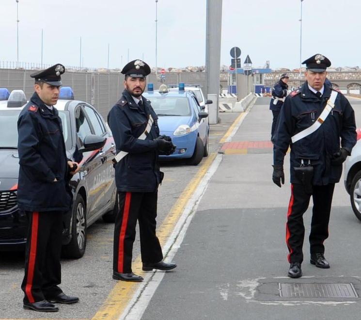 Arrestato dai carabinieri dopo essere fuggito all’alt 