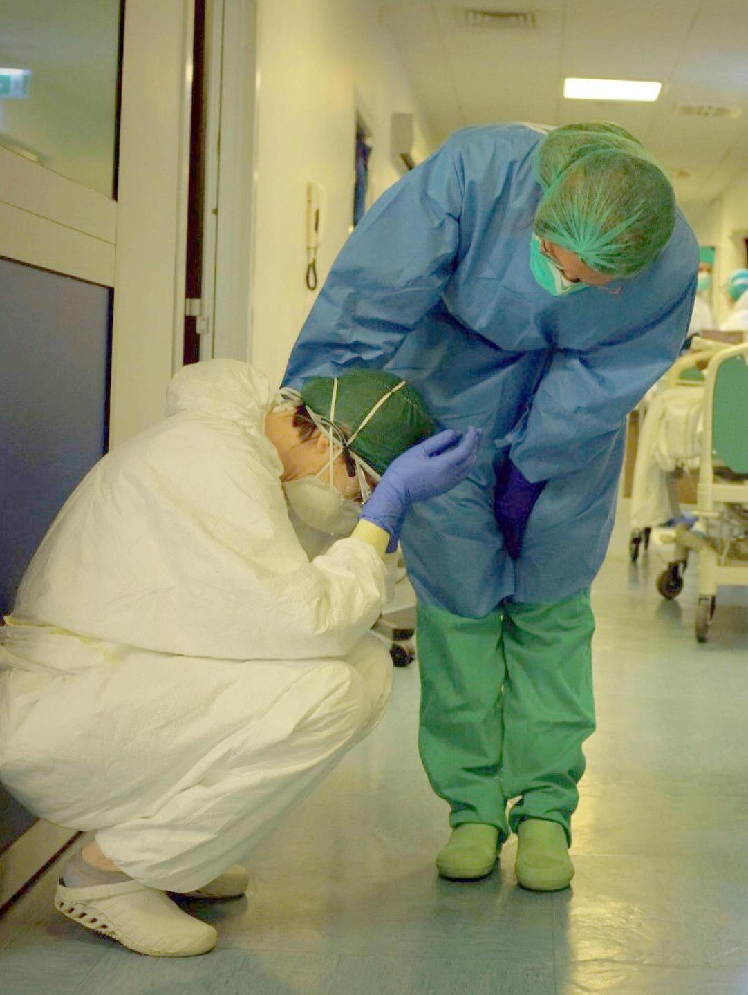 Gli infermieri eroi beffati: niente bonus 