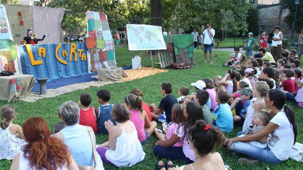 Centri estivi, si media: da maggio a gruppetti? C’è il nodo dei bandi