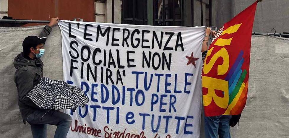 Senza bonus né lavoro: i dimenticati del virus 