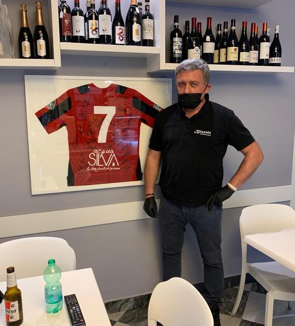 Sapori e tifo in “rossonero” si incontrano al Biscuit 84 