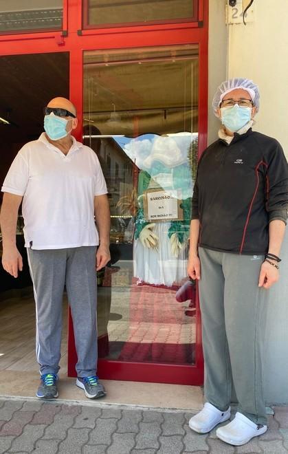 Un fantoccio contro il covid