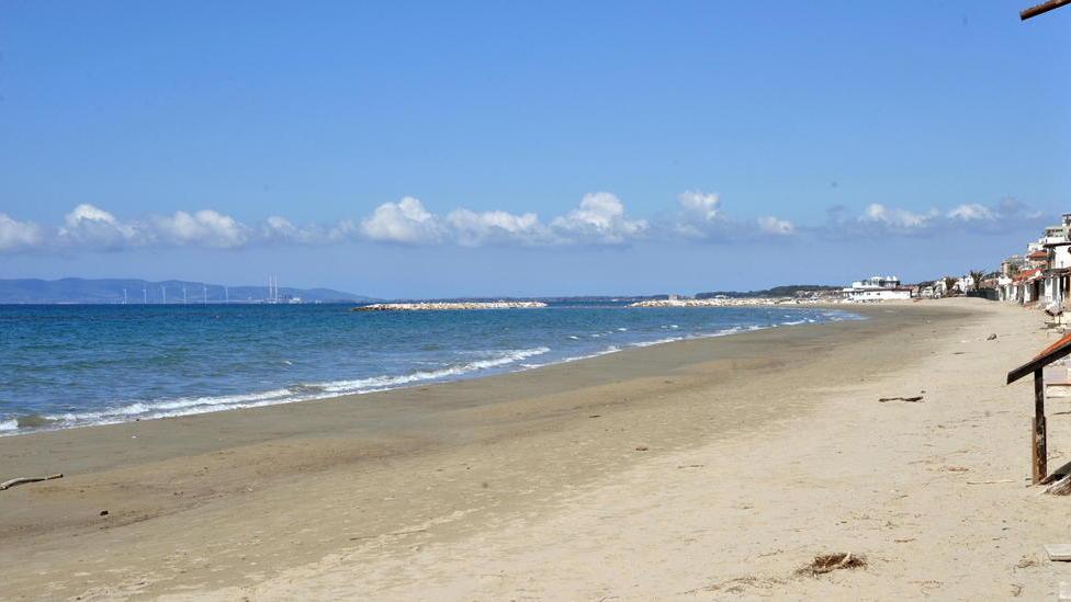 «La spiaggia libera resti tale» L’appello dei gestori di bagnetti