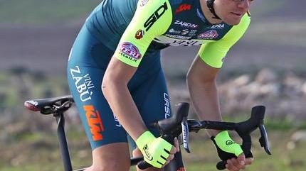 Via libera ai nostri ciclisti ma distanza di due metri né in gruppo né a coppia