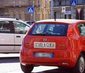 Le autoscuole: 2 proposte per riprendere a lavorare 